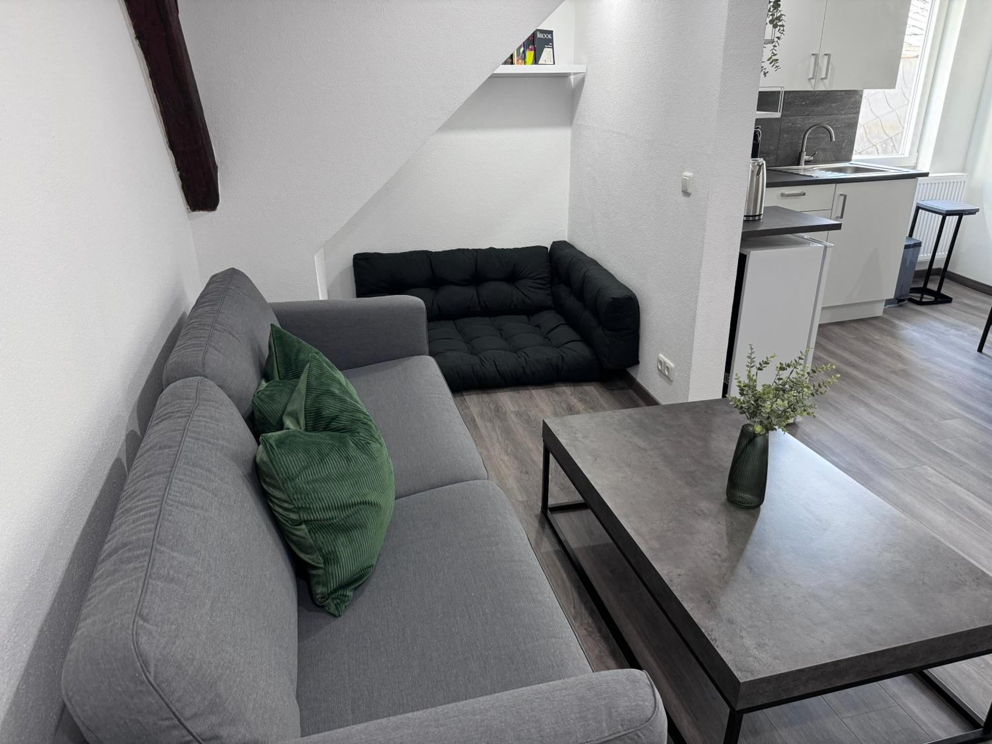 Ferienwohnung Direkt An Der Mosel Im Zentrum Von Zell Exterior foto