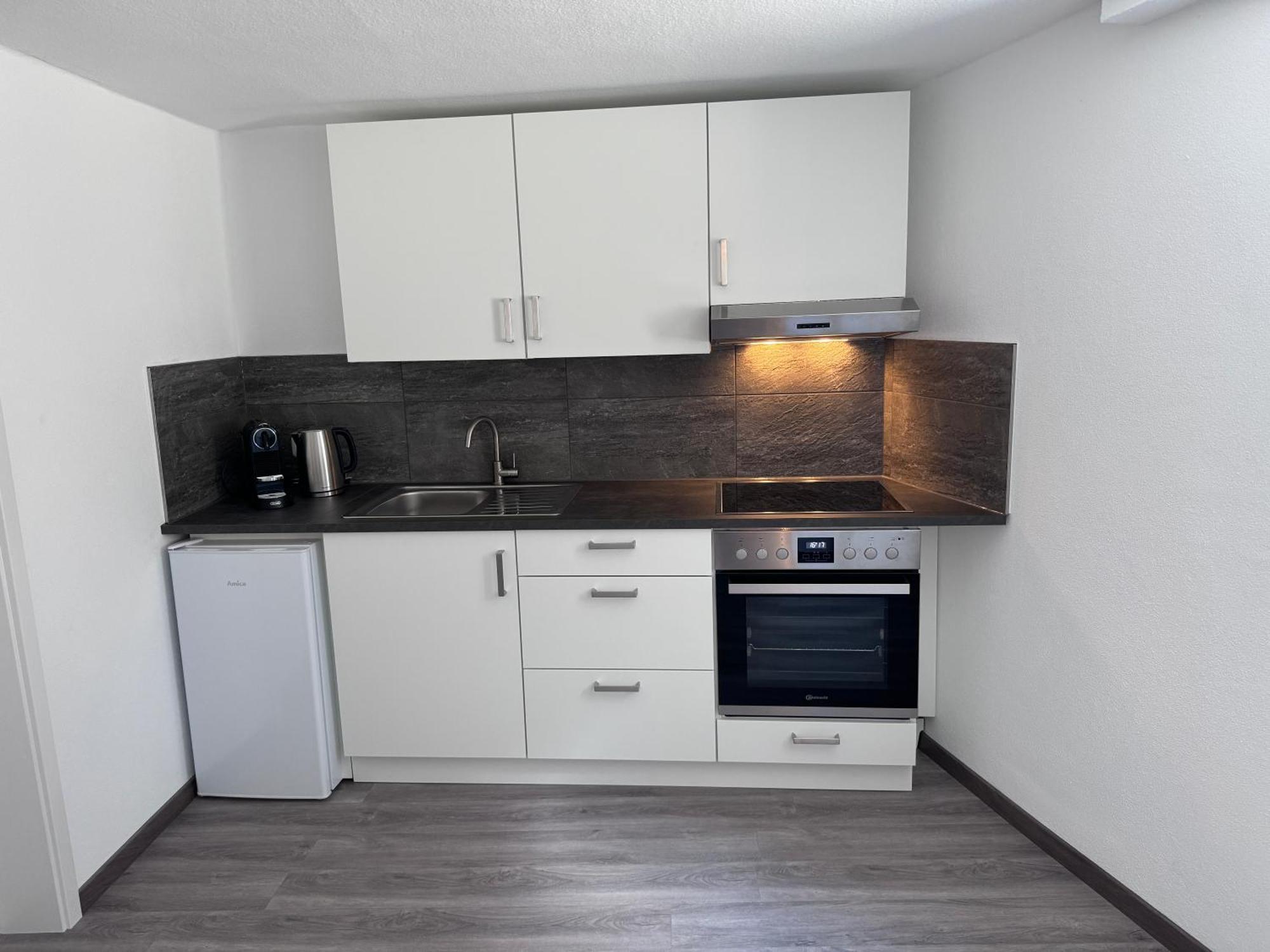 Ferienwohnung Direkt An Der Mosel Im Zentrum Von Zell Exterior foto